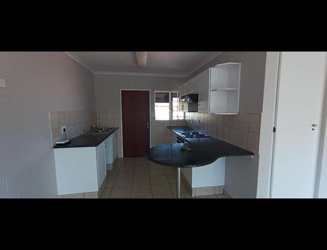 3 BEDROOM PROPERTY TO RENT IN KENLEAF